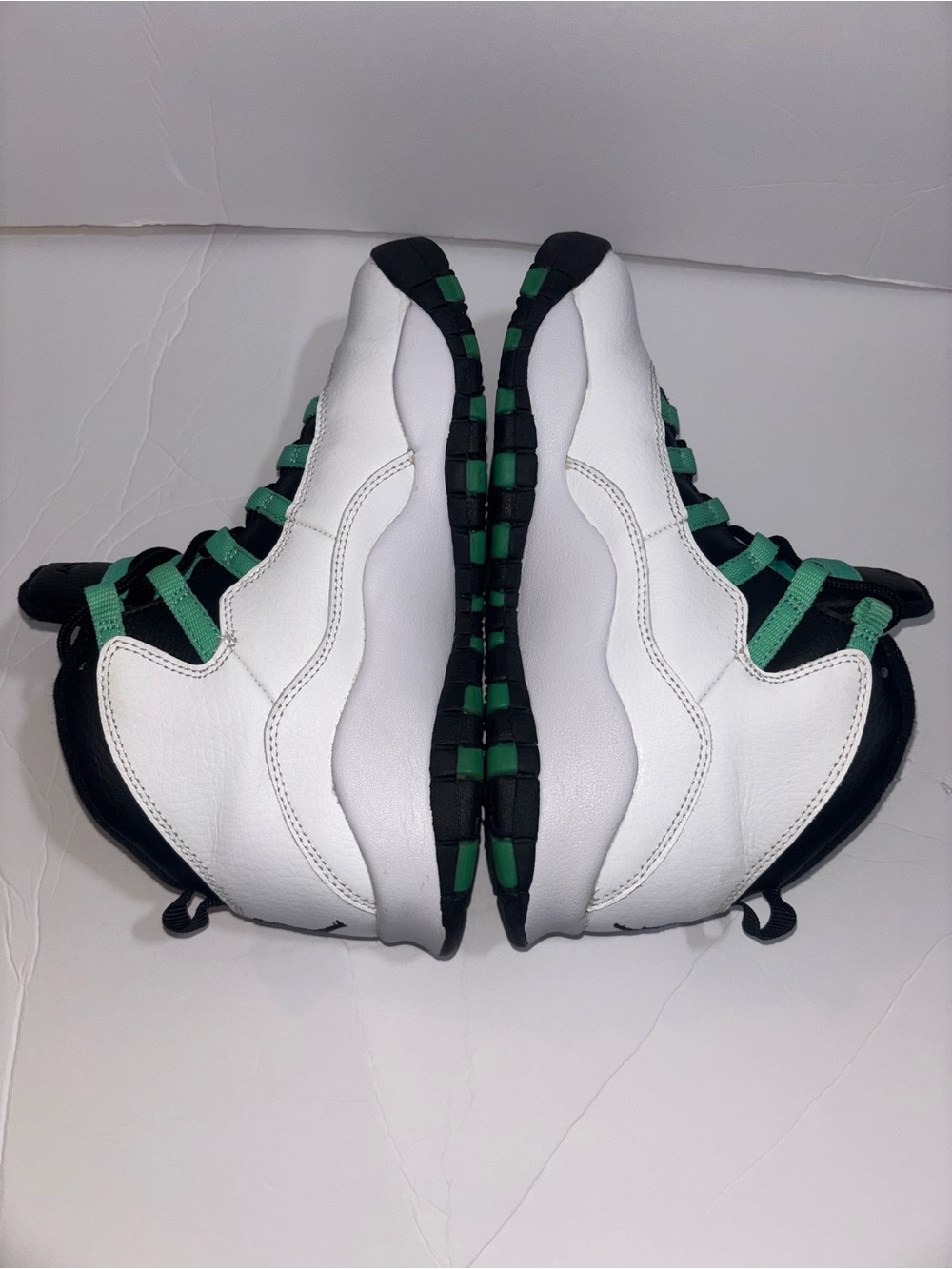 Air Jordan 10 Retro 30th GG Verde White
Green Black 5.5Y 705180-118 - Picture 6 of 11